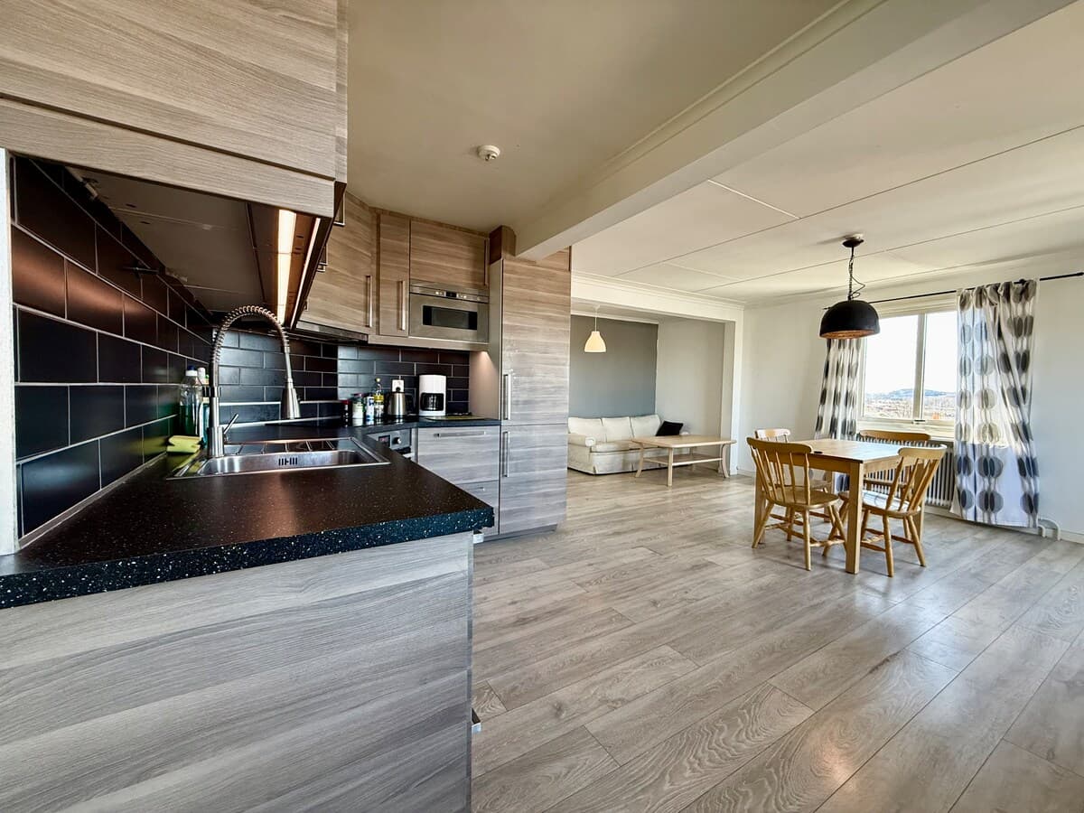 Corporate accommodation for up to 6 people in Ale, photo 1