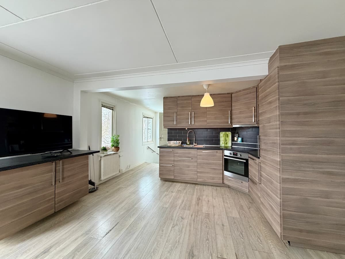 Corporate accommodation for up to 4 people in Ale, photo 2
