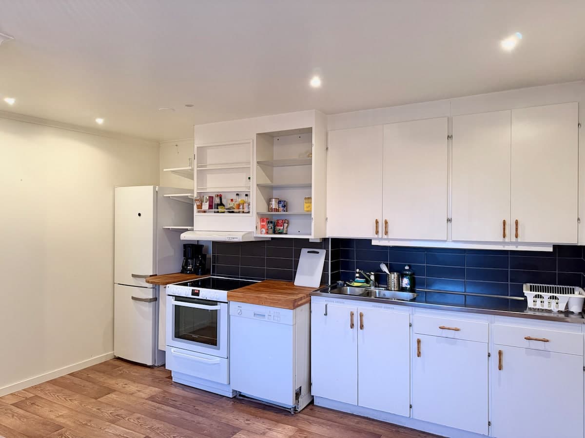 Corporate accommodation for up to 8 people in Ale, photo 5